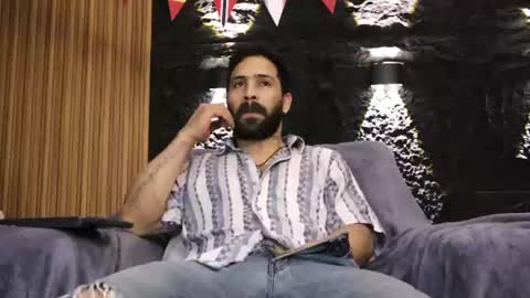 Snapshot of leo_diaz01 chatting on June 29, 11:05 pm Leo Diaz online show from June 29, 11:05 pm