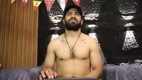 Snapshot of leo_diaz01 chatting on July 8, 2:27 am Leo Diaz online show from July 8, 2:27 am