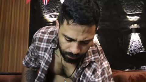 Snapshot of leo_diaz01 chatting on July 19, 10:57 pm Leo Diaz online show from July 19, 10:57 pm
