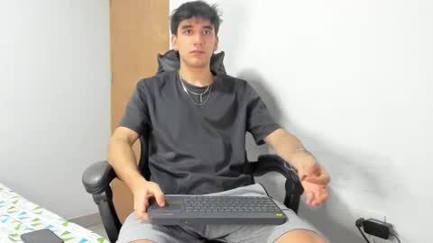 Leo Jones online show from September 30, 2:38 am