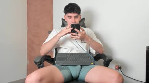 Leo Jones online show from February 21, 5:25 pm