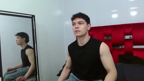 Snapshot of leo_morris chatting on January 8, 12:47 pm leo_morris online show from January 8, 12:47 pm