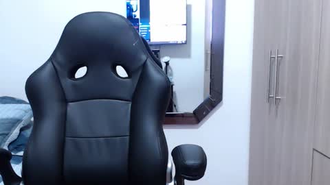 Leo online show from February 11, 12:48 am