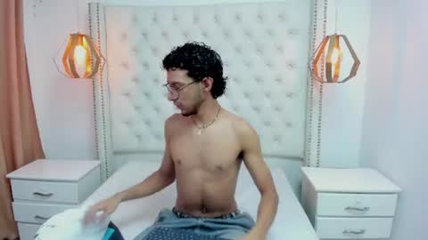 Snapshot of leo_sanz6 chatting on July 11, 12:30 pm LEO online show from July 11, 12:30 pm