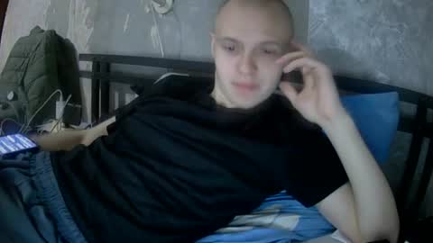 Snapshot of leo_timm chatting on July 23, 7:01 pm leo_timm online show from July 23, 7:01 pm