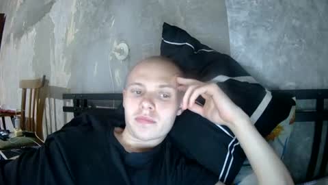 Snapshot of leo_timm chatting on July 28, 9:47 pm leo_timm online show from July 28, 9:47 pm