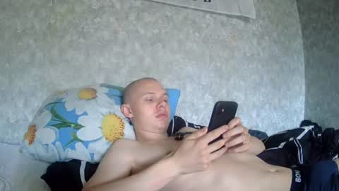 Snapshot of leo_timm chatting on July 29, 3:54 pm leo_timm online show from July 29, 3:54 pm