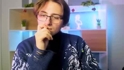 leo_valor online show from January 12, 7:19 pm