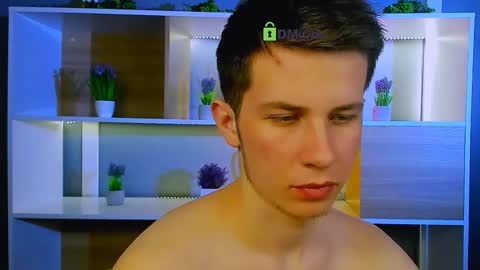 leo_valor online show from March 10, 8:14 pm