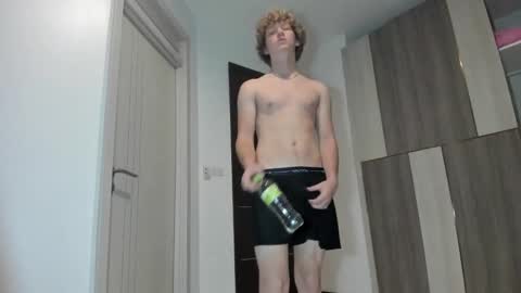 leo_wildd online show from October 27, 5:17 pm