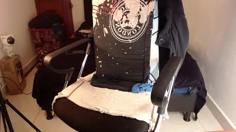 leo online show from December 3, 11:03 pm