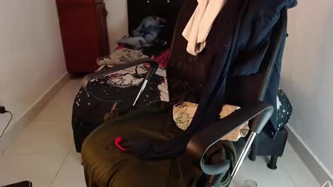 leo online show from March 8, 10:52 am