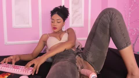 Snapshot of leodovina_16 chatting on February 27, 12:34 pm Leo online show from February 27, 12:34 pm