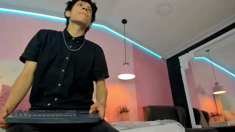 Leo online show from March 16, 3:01 am