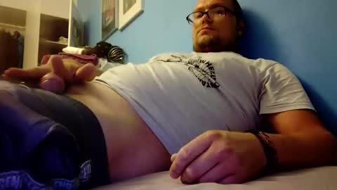 leolongbln online show from September 13, 7:46 pm