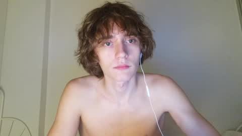 Snapshot of leon_heart666 chatting on April 12, 8:58 pm Leon online show from April 12, 8:58 pm