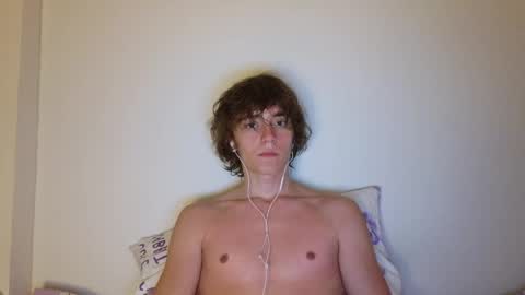 Snapshot of leon_heart666 chatting on April 28, 10:04 pm Leon online show from April 28, 10:04 pm