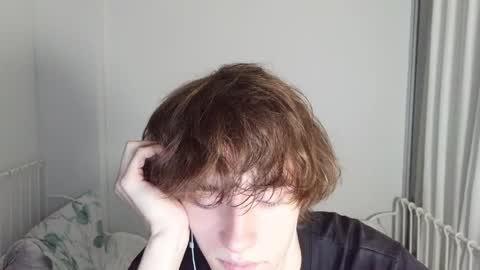 Snapshot of leon_heart666 chatting on May 14, 8:26 pm Leon online show from May 14, 8:26 pm