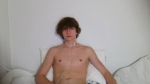 Snapshot of leon_heart666 chatting on May 17, 4:14 pm Leon online show from May 17, 4:14 pm