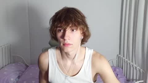 Snapshot of leon_heart666 chatting on May 28, 4:26 pm Leon online show from May 28, 4:26 pm