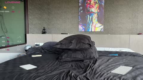 Snapshot of leon_lovefitness chatting on February 26, 1:21 am Leon online show from February 26, 1:21 am