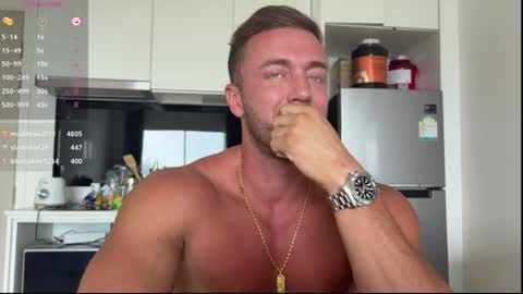Snapshot of leon_lovefitness chatting on June 13, 3:37 am Leon online show from June 13, 3:37 am