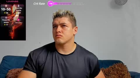 Snapshot of leon_ssmoron chatting on February 13, 12:00 pm Leon Smoron online show from February 13, 12:00 pm