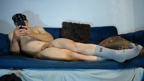 Snapshot of leon_ssmoron chatting on March 4, 11:19 am Leon Smoron online show from March 4, 11:19 am