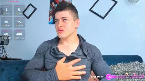 Snapshot of leon_ssmoron chatting on October 17, 11:40 pm Leon Smoron online show from October 17, 11:40 pm