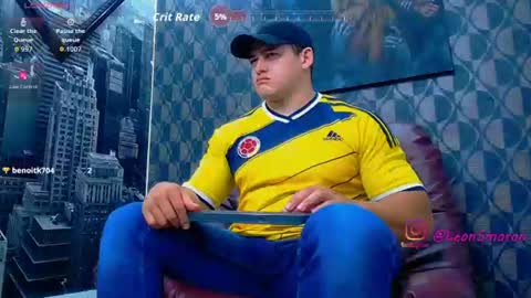 Snapshot of leon_ssmoron chatting on June 18, 1:17 am Leon Smoron online show from June 18, 1:17 am