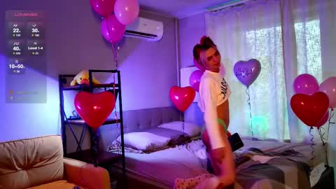 Leon online show from February 11, 10:37 am