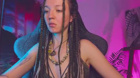 Snapshot of leona_nick chatting on January 22, 5:59 pm leona online show from January 22, 5:59 pm