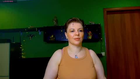 Leona tracie online show from April 3, 9:29 am