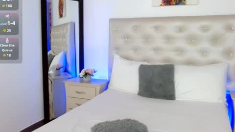 LUCY online show from January 13, 9:20 pm