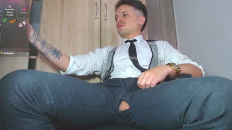 Snapshot of leonal_oconer chatting on July 9, 6:56 pm iam leonal online show from July 9, 6:56 pm