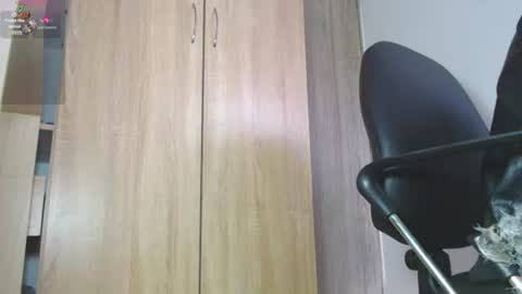 Snapshot of leonal_oconer chatting on July 28, 6:20 pm iam leonal online show from July 28, 6:20 pm
