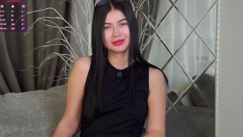 Mila online show from February 7, 1:20 am