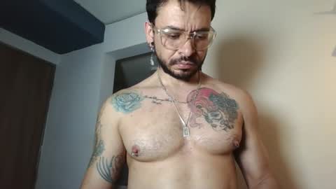 Len online show from December 18, 12:38 am