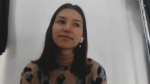 Snapshot of leoniacoaker chatting on November 14, 4:11 am Kris online show from November 14, 4:11 am