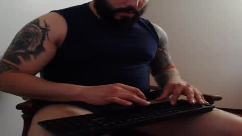 leonidas_murfi71 online show from March 5, 10:21 pm