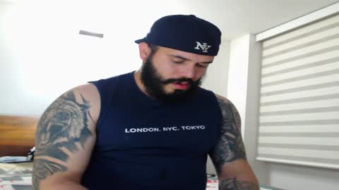 leonidas_murfi71 online show from March 9, 1:35 am