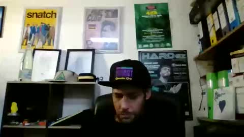Snapshot of leonidascum chatting on June 6, 10:31 am leonidascum online show from June 6, 10:31 am