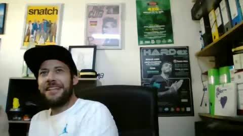 leonidascum online show from June 15, 3:03 pm