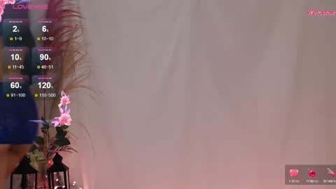 Snapshot of leonora_luxry_ chatting on December 6, 3:55 pm My name is Leonora  Pleasures to see you  Follow me here and instagram  online show from December 6, 3:55 pm