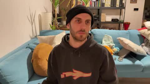 Snapshot of leonvampire chatting on February 1, 8:58 pm Leon online show from February 1, 8:58 pm