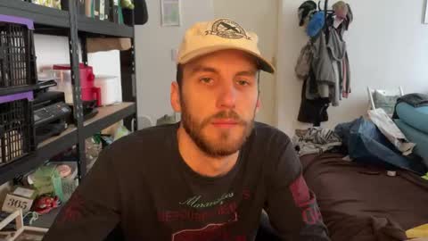 Snapshot of leonvampire chatting on November 20, 9:42 am Leon online show from November 20, 9:42 am