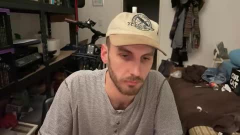 Snapshot of leonvampire chatting on November 27, 3:36 pm Leon online show from November 27, 3:36 pm