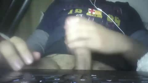 Snapshot of leoonel_95 chatting on January 22, 5:16 am leoonel_95 online show from January 22, 5:16 am