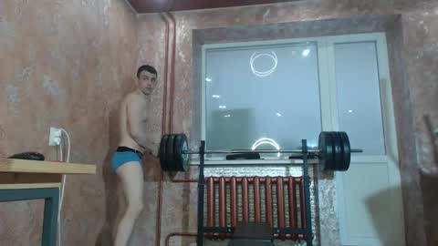 leoroman online show from November 22, 9:08 am