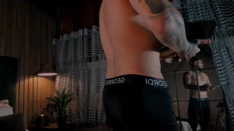 Leo Salvatore online show from January 21, 2:54 am